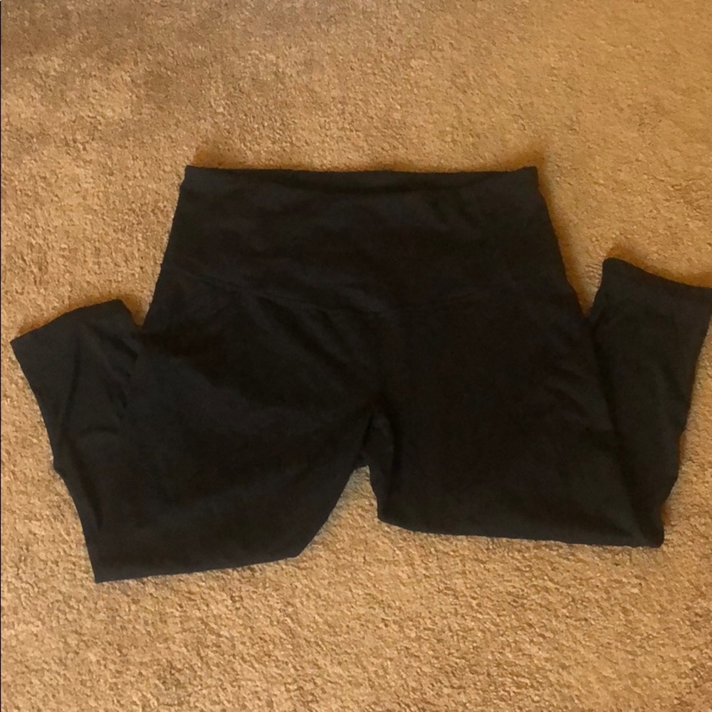 Nordstrom Zella Cropped Yoga Pants with Sheer Back
